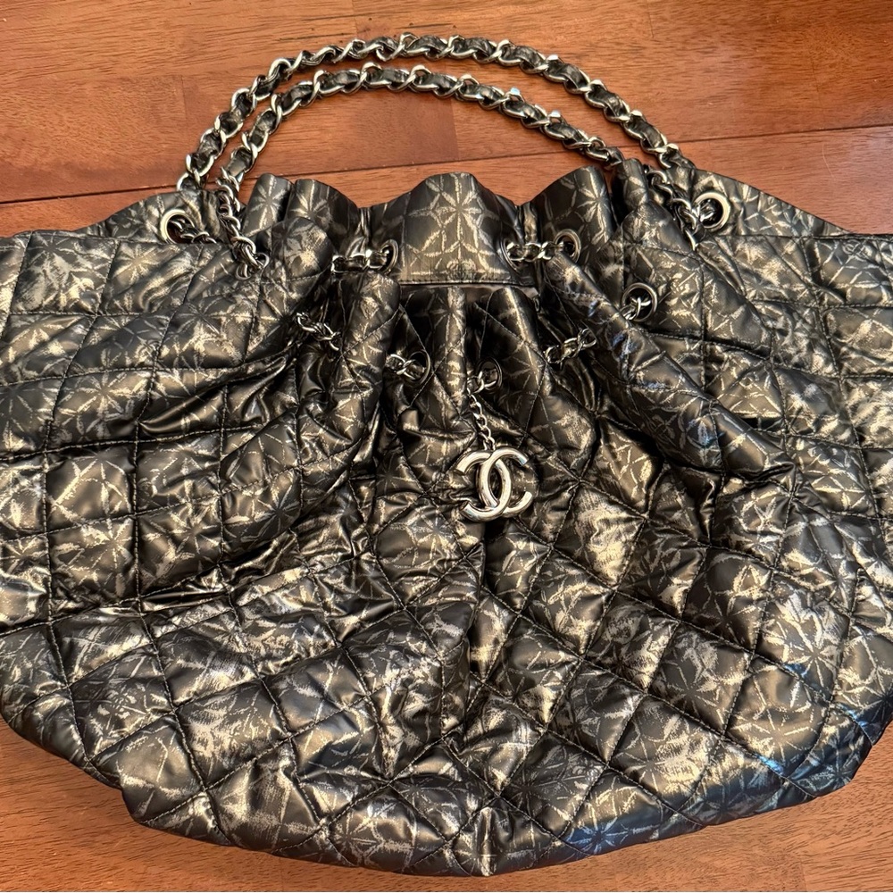 SOLD. CHANEL Rock In Moscow Cabas Quilted Printed Vinyl Large